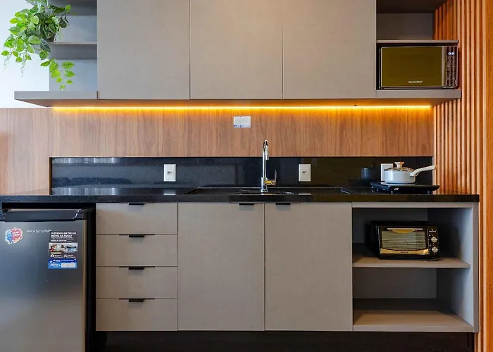 Confortável Loft com Vista para o Mar, Condomínio com Piscina Bombinhas