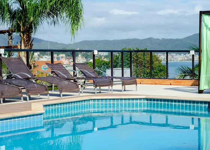 Pousada Palmeiras Bombinhas